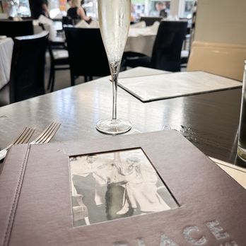 Mi Piace - Placed was empty at noon. Ordered a glass of Prosecco because their house drinks were averaging $20-$25. - Italian Near Me - Pasadena, California Mi Piace - Placed was empty at noon. Ordered a glass of Prosecco because their house drinks were averaging $20-$25. - Italian Near Me - Pasadena, California
