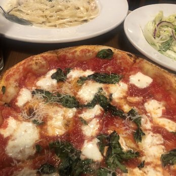 Fat Olives - Margherita Pizza and Fettuccini Alfredo - Pizza Near Me - Flagstaff, Arizona