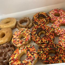 Texas Donuts - Sweet goodness praise the LoRd