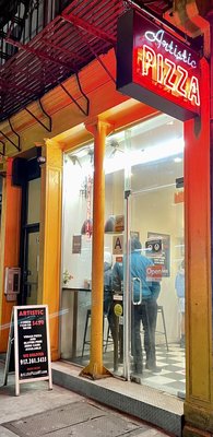 Artistic Pizza by null