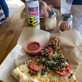 Knockout Pizza - Spinach tomato basil - Pizza Near Me - Carlsbad, California