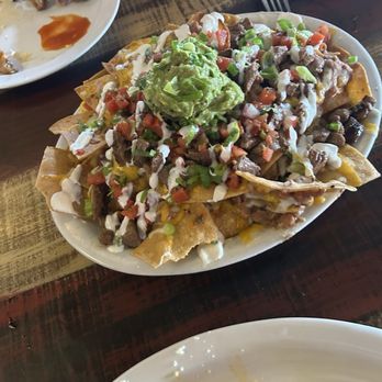 Mutt Lynch's - Muchos Nachos - Pubs Near Me - Newport Beach, California