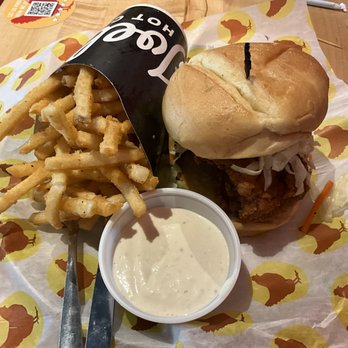 Joella's Hot Chicken - Sammie provided with 1 piece of thigh, not 2 tenders - Desserts Near Me - Crescent Springs, Kentucky Joella's Hot Chicken - Sammie provided with 1 piece of thigh, not 2 tenders - Desserts Near Me - Crescent Springs, Kentucky