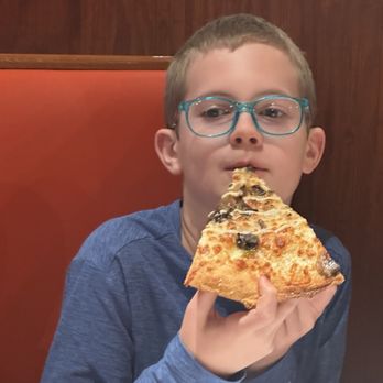 Mellow Mushroom Pigeon Forge - Having shroom pizza at MM. Delicious. - Pizza Near Me - Pigeon Forge, Tennessee Mellow Mushroom Pigeon Forge - Having shroom pizza at MM. Delicious. - Pizza Near Me - Pigeon Forge, Tennessee