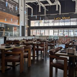 Meat Moot Smoking - A sliver of the large, well-appointed dining room.