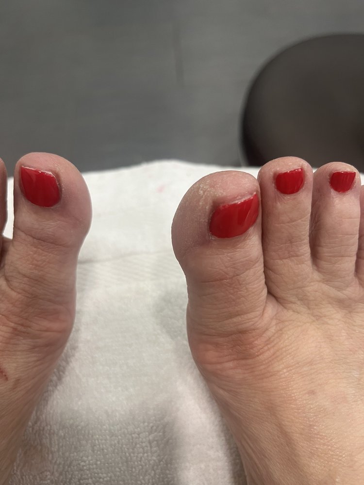 Mani Pedi Salon Image