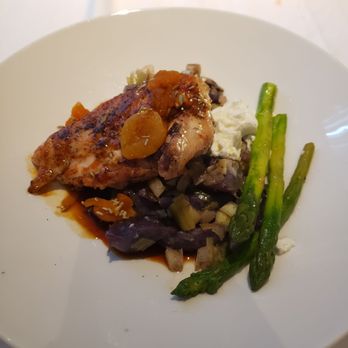 Chop House at Wind Creek - Roasted Chicken over potatoes - Steakhouses Near Me - Bethlehem, Pennsylvania Chop House at Wind Creek - Roasted Chicken over potatoes - Steakhouses Near Me - Bethlehem, Pennsylvania