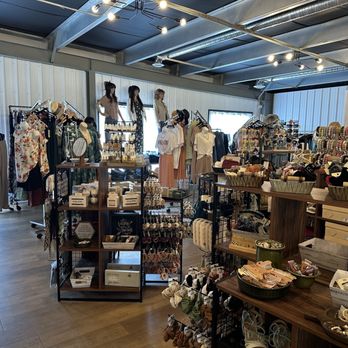 The Weekender - Women's Clothing Near Me - Bentley, Alberta