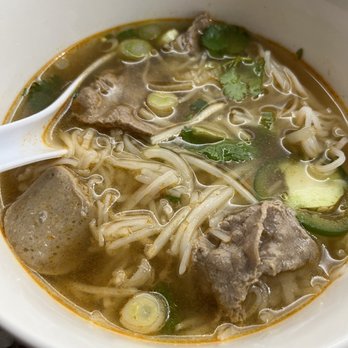 Yum Mi Restaurant - Thai Beef Pho. - Thai Near Me - New Albany, Indiana Yum Mi Restaurant - Thai Beef Pho. - Thai Near Me - New Albany, Indiana