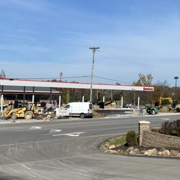 Exterior photo of Speedway - La Grange, Kentucky Exterior photo of Speedway - La Grange, Kentucky