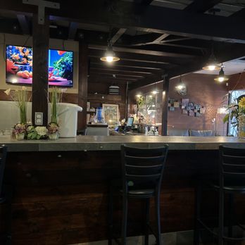 The Kirin Hut - Bar Area - Chinese Near Me - Lancaster, California The Kirin Hut - Bar Area - Chinese Near Me - Lancaster, California