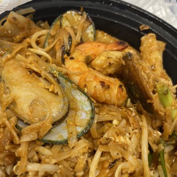 Charm Thai Kitchen - Pad Thai - Thai Near Me - San Diego, California Charm Thai Kitchen - Pad Thai - Thai Near Me - San Diego, California
