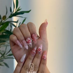 Shape Nail Lounge