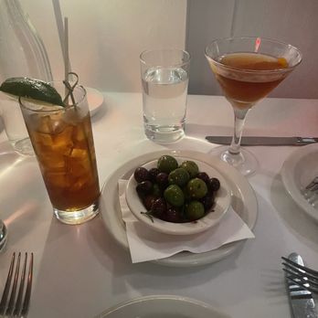 Cafe Lago - Tempest, mezcal, olives - Italian Near Me - Seattle, Washington Cafe Lago - Tempest, mezcal, olives - Italian Near Me - Seattle, Washington
