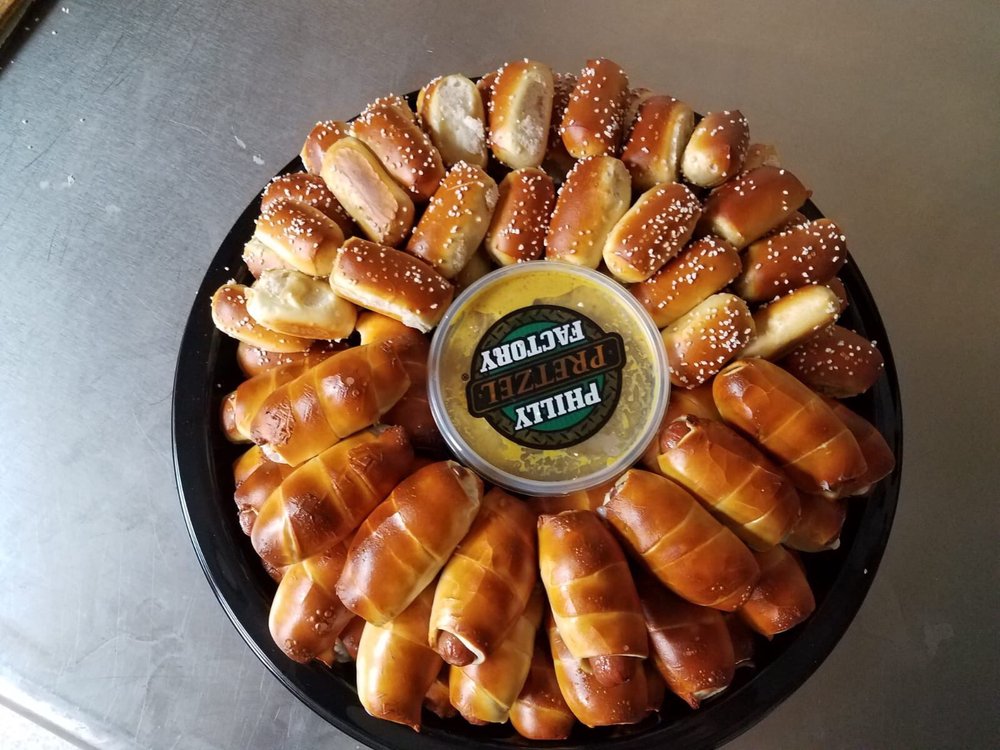 PHILLY PRETZEL FACTORY Updated August 2024 38 Photos 696 High St, Burlington, New Jersey