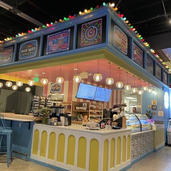 Mid-Way Bakery - Bakeries Near Me - Milwaukee, Wisconsin