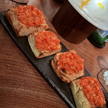 La Loba - Pan Con Tomate - Spanish Near Me - Seattle, Washington