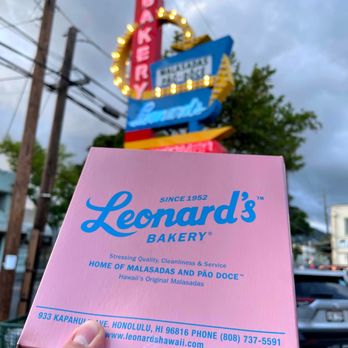 Leonard's Bakery - Malasadas (3 plain sugar and 3 cinnamon sugar) - Bakeries Near Me - Honolulu, Hawaii Leonard's Bakery - Malasadas (3 plain sugar and 3 cinnamon sugar) - Bakeries Near Me - Honolulu, Hawaii