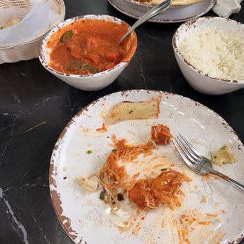 Rajadhani - Tikka masala naan garlic bread desi style noodles - Indian Near Me - Wichita, Kansas Rajadhani - Tikka masala naan garlic bread desi style noodles - Indian Near Me - Wichita, Kansas