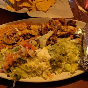 El Toro Bravo  - Acapulco - Mexican Near Me - Indianapolis, Indiana