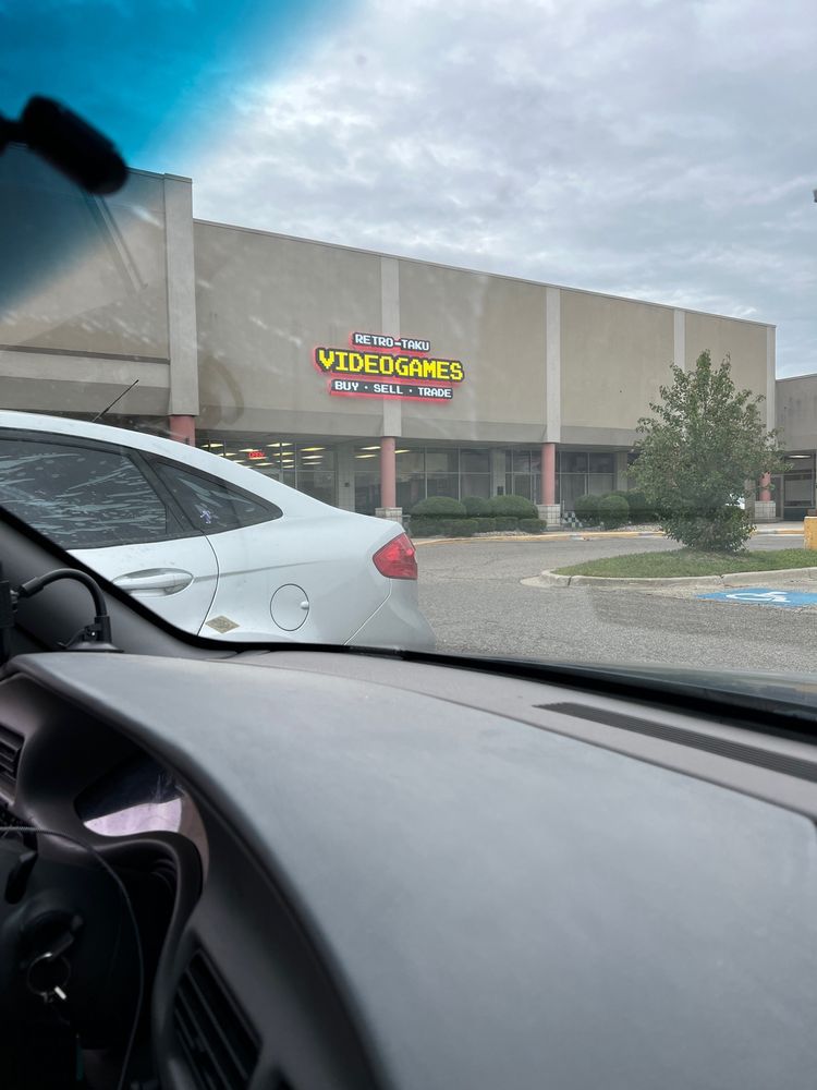 RETROTAKU VIDEO GAMES Updated May 2024 507 W 11 mile, Miami