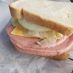 Stephenson's General Store - Bologna with Miracle Whip