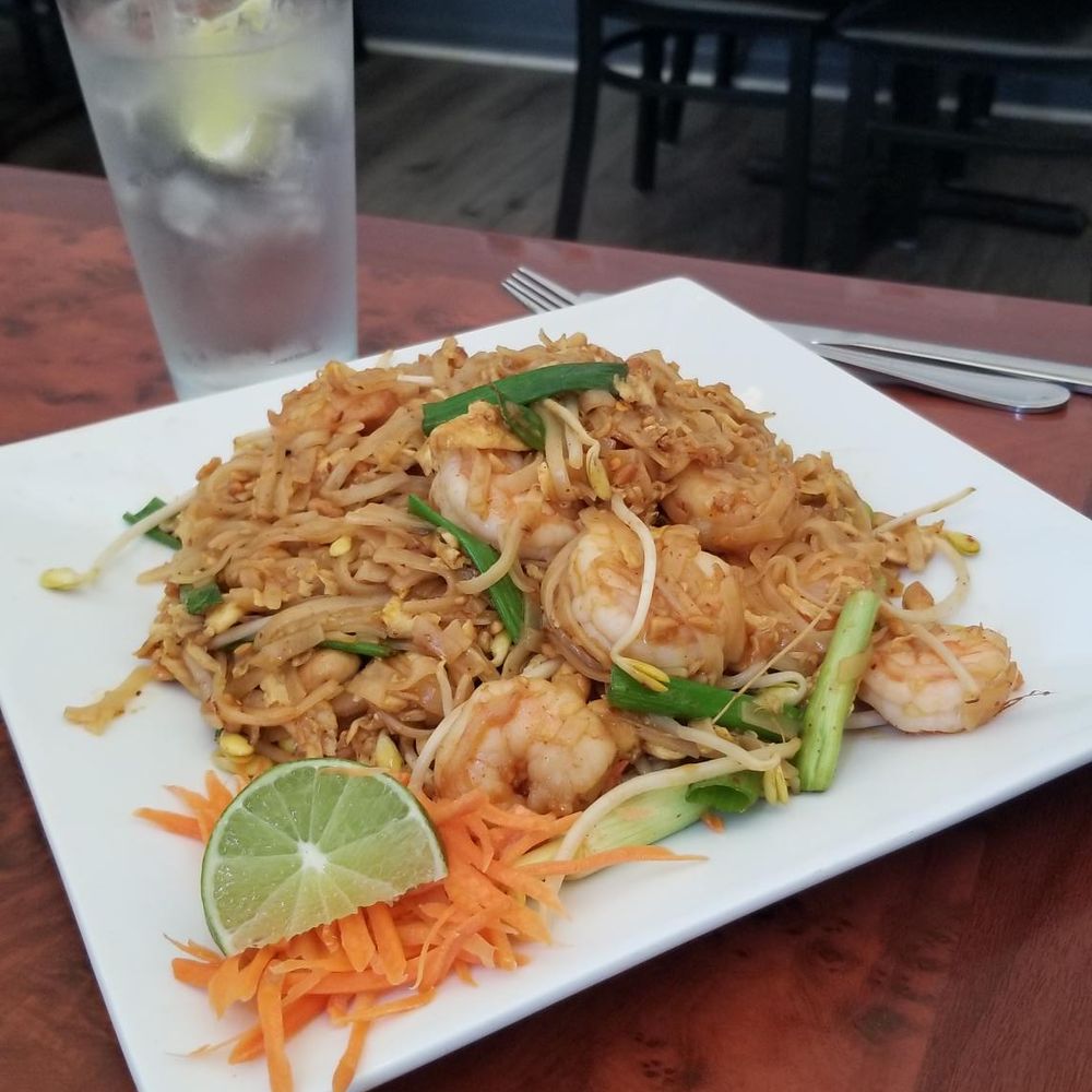 Shrimp Pad Thai Shrimp Pad Thai