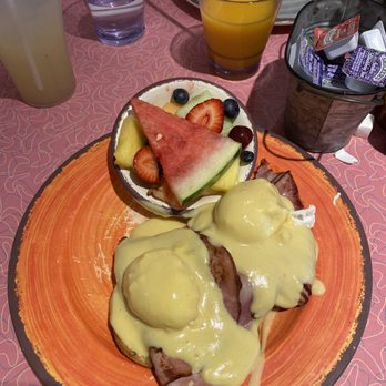 Bonnie Lu's - Cafes Near Me - Ojai, California