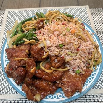 Rickshaw Corner Restaurant - Dinner Special - chow mein & fried rice, Green bean Chicken 豆仔雞, House Special Spareribs京都骨 - Chinese Near Me - Foster City, California Rickshaw Corner Restaurant - Dinner Special - chow mein & fried rice, Green bean Chicken 豆仔雞, House Special Spareribs京都骨 - Chinese Near Me - Foster City, California