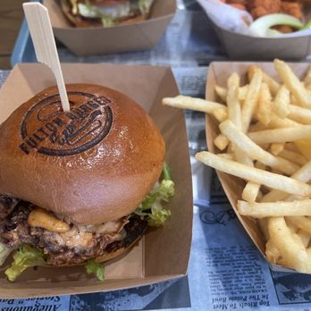 Fulton Burger  - Buttermilk Fried Chicken Burger Regular Fries - Burgers Near Me - Brooklyn, New York