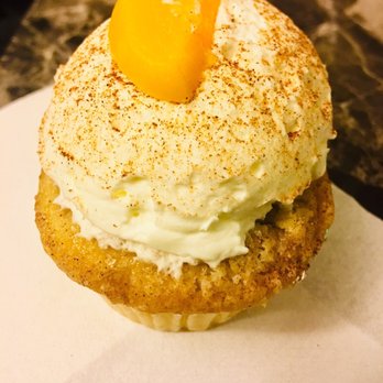 Molly's Cupcakes - Peach cobbler - Desserts Near Me - Chicago, Illinois Molly's Cupcakes - Peach cobbler - Desserts Near Me - Chicago, Illinois