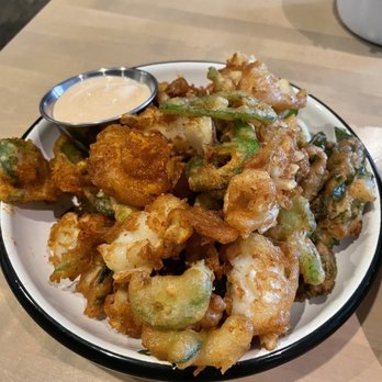 Gai Noi - Calamari - Desserts Near Me - Minneapolis, Minnesota
