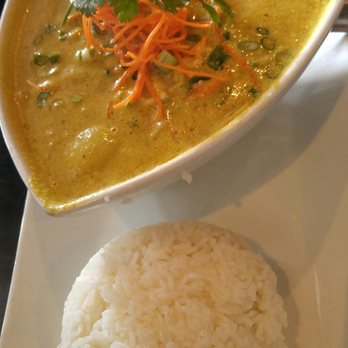 Noodle Wave - Green curry - Thai Near Me - Richardson, Texas