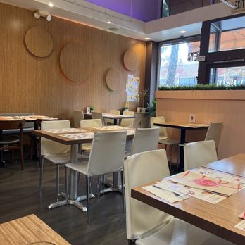Pinto Thai Bistro - Thai Near Me - Seattle, Washington