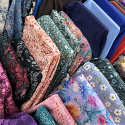 Five Eighth Seams - Rayon table