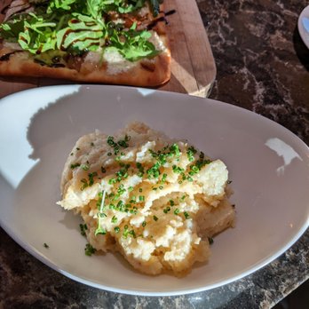 Craft & Vine - Grits - Gastropubs Near Me - Roanoke, Texas