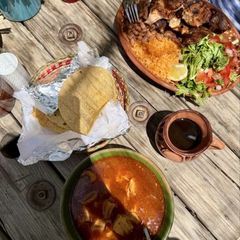 Café Escondido - Caffe de Olla Menudo Asada & Pollo Combination Plate - Mexican Near Me - Sylmar, California Café Escondido - Caffe de Olla Menudo Asada & Pollo Combination Plate - Mexican Near Me - Sylmar, California