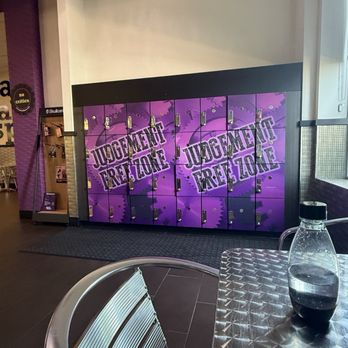 Planet Fitness - Lockers but bring your own lock - Trainers Near Me - Dubuque, Iowa
