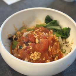 Youpo Noodles with Fried Eggs with Tomato Youpo Noodles with Fried Eggs with Tomato
