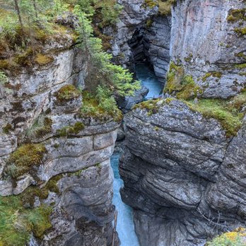 Maligne Canyon - Hiking Near Me Maligne Canyon - Hiking Near Me
