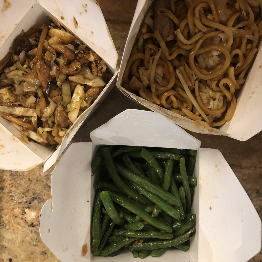 Kowloon Kitchen - Mu-shu pork, combo chow-mein, and garlic green beans. The mu-shu and chow-mein are a couple of my favorite items on the menu. - Chinese Near Me - San Jose, California Kowloon Kitchen - Mu-shu pork, combo chow-mein, and garlic green beans. The mu-shu and chow-mein are a couple of my favorite items on the menu. - Chinese Near Me - San Jose, California