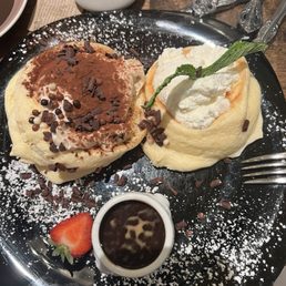 SOUFFLÉ Pancakes
