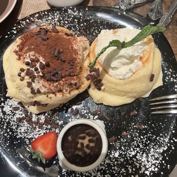 Paris Bistro - SOUFFLÉ Pancakes - French Near Me - Naperville, Illinois