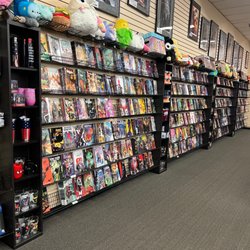 Madness Games and Comics - Comics