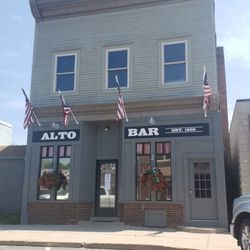 Alto Bar - Exterior