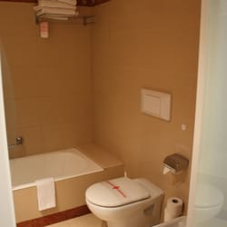 Artiem Audax - Spacious bathroom!