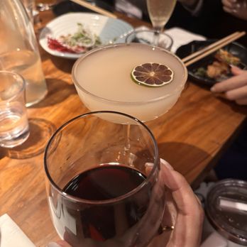 Doraku Sushi Kakaako - Wine - Sushi Bars Near Me - Honolulu, Hawaii