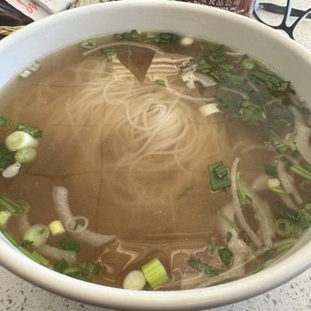 Pho Saigon Le - Adult pho just broth and onions and cilantro - Vietnamese Near Me - Victorville, California Pho Saigon Le - Adult pho just broth and onions and cilantro - Vietnamese Near Me - Victorville, California