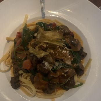 Andiamo! - Linguine with mushrooms - Italian Near Me - Santa Fe, New Mexico