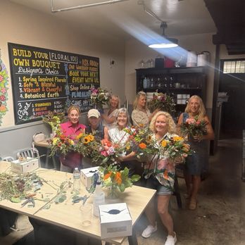 Floral 101 - Floral Designers Near Me - Lomita, California Floral 101 - Floral Designers Near Me - Lomita, California